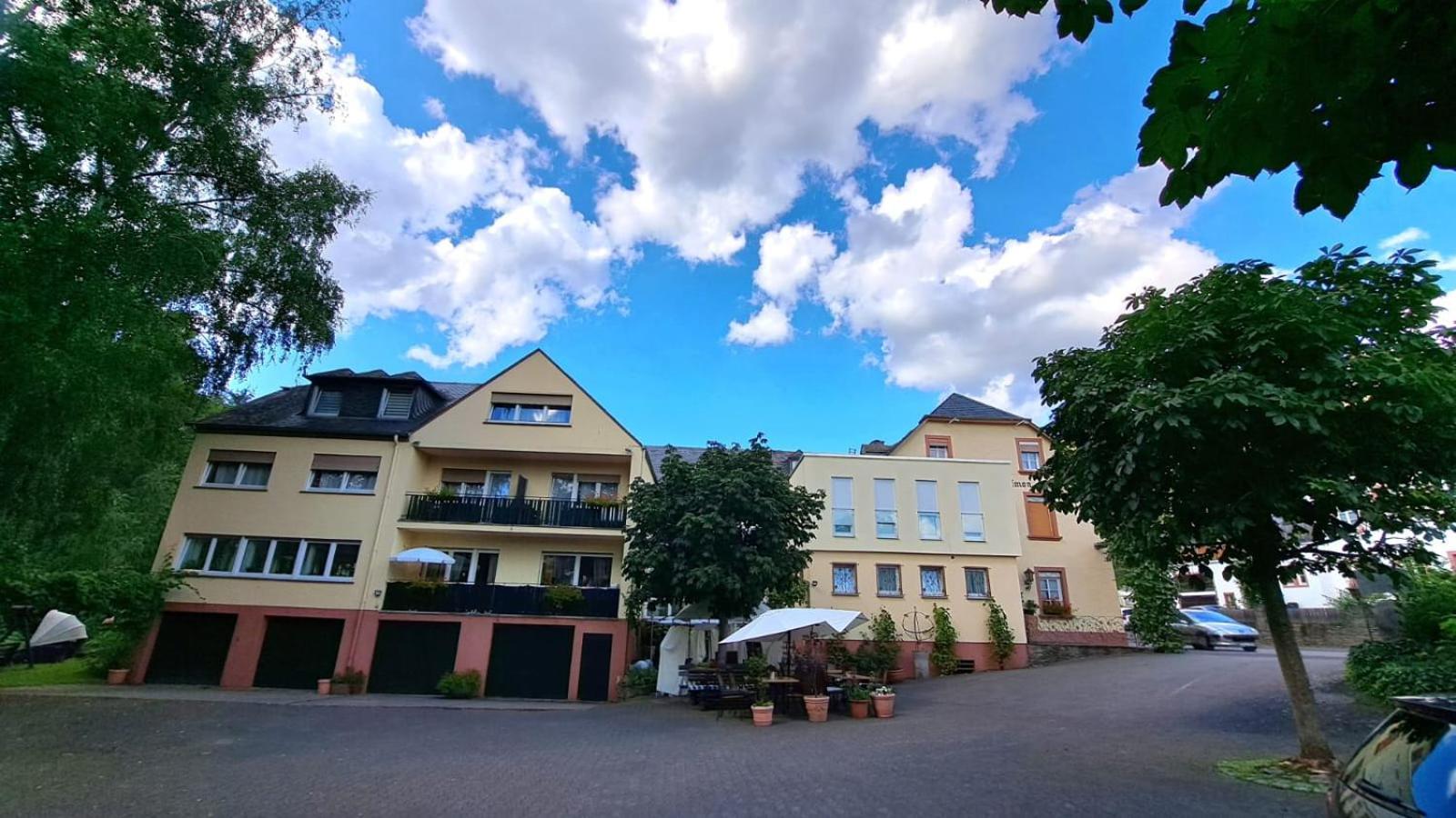 Hotel Landgasthof Simon Waldrach Extérieur photo