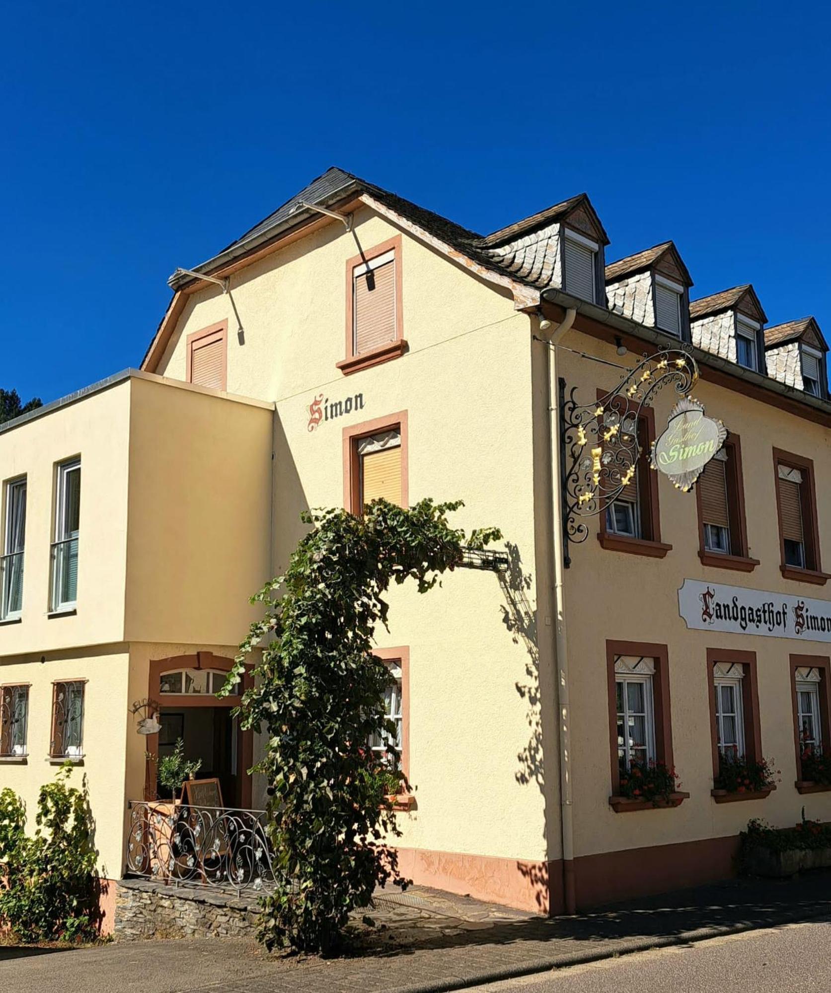 Hotel Landgasthof Simon Waldrach Extérieur photo
